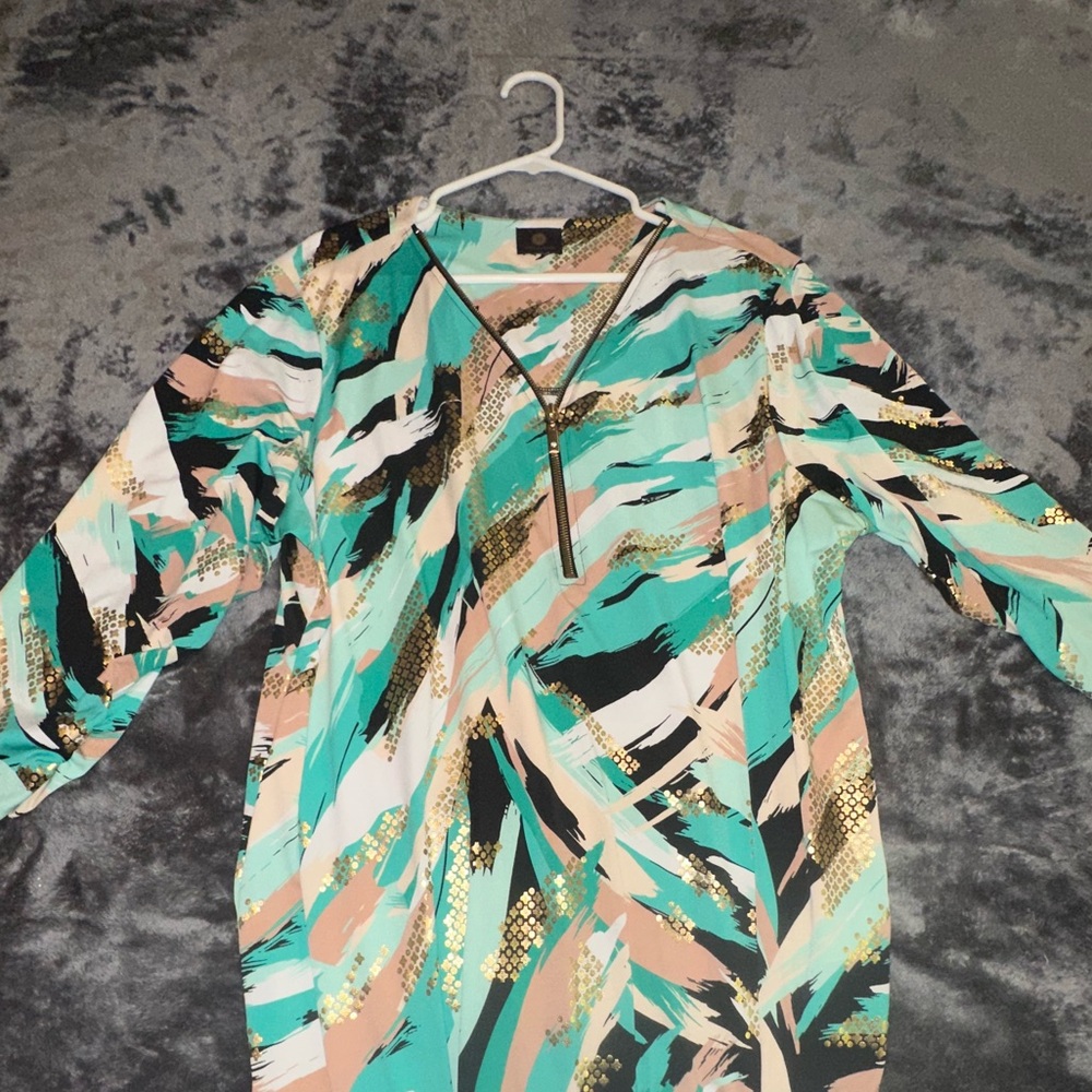 JM Collection Teal and Gold Patterned Top